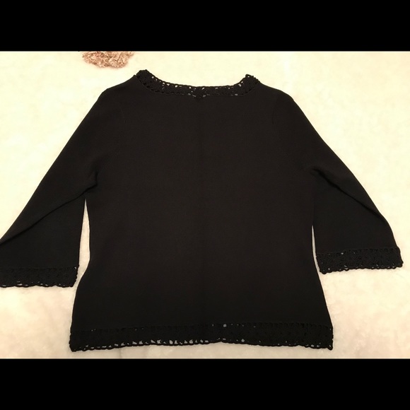 NWOT Sweater - Picture 2 of 3